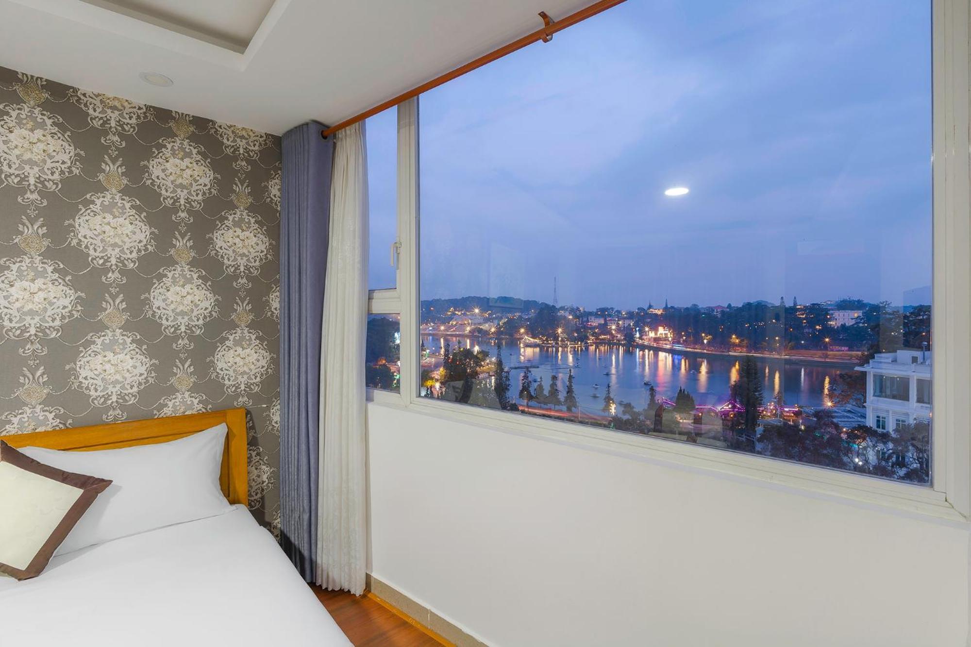 Khách sạn Nam Phuong 2*